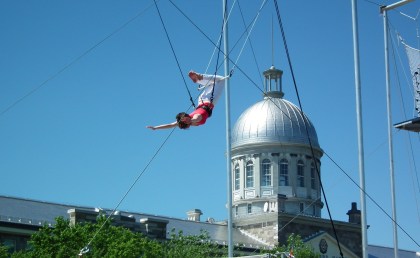 Fleur on flying trapeze
